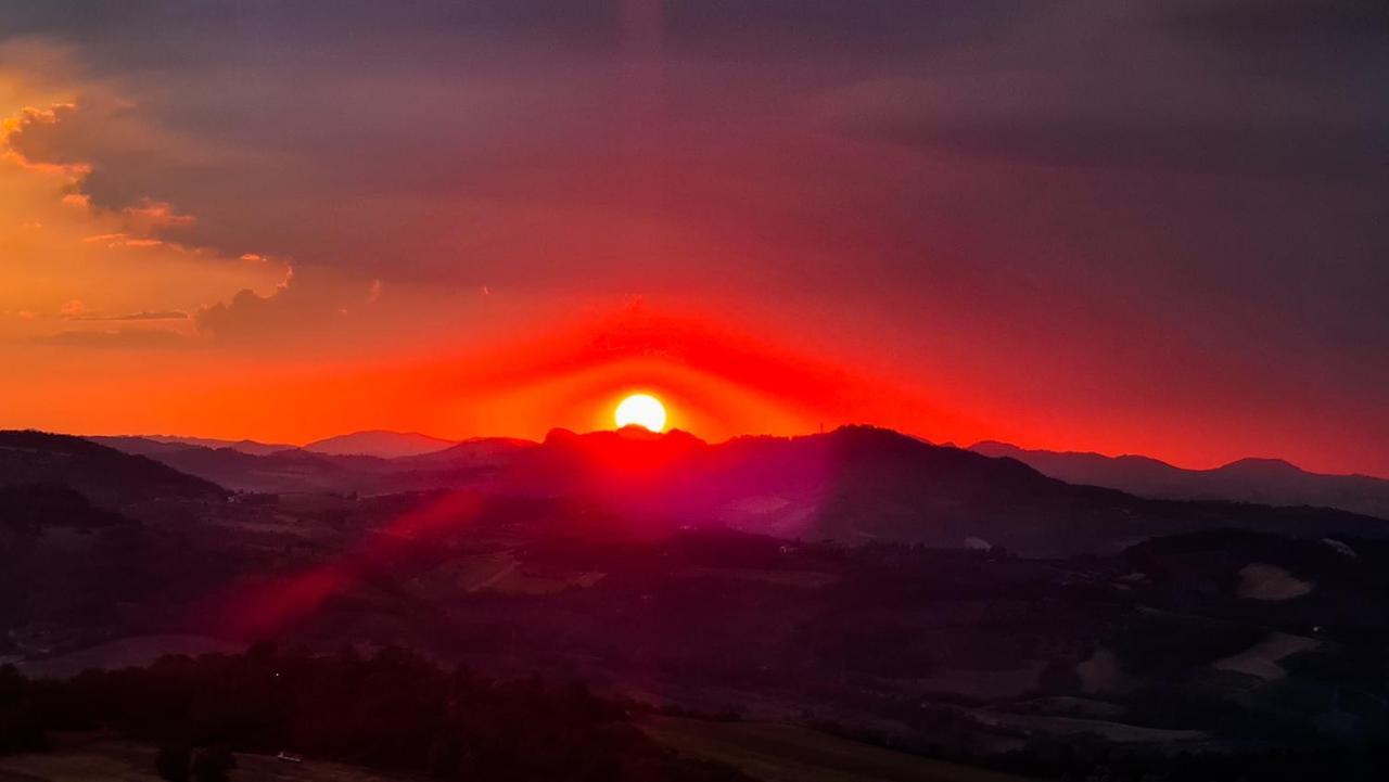La Luna Sul Trebbio Modigliana ภายนอก รูปภาพ